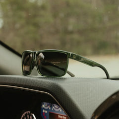 Cayman - Ridge Polarized